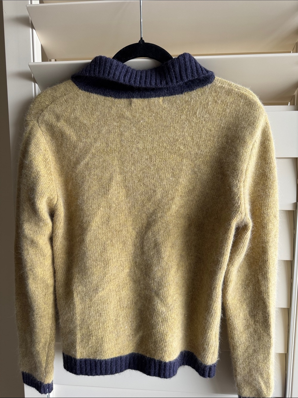 Japanese Vintage Wool Blend Zip Cardigan in Mustard with Purple Trim!๐๐๐๐ - Picture 5 of 7